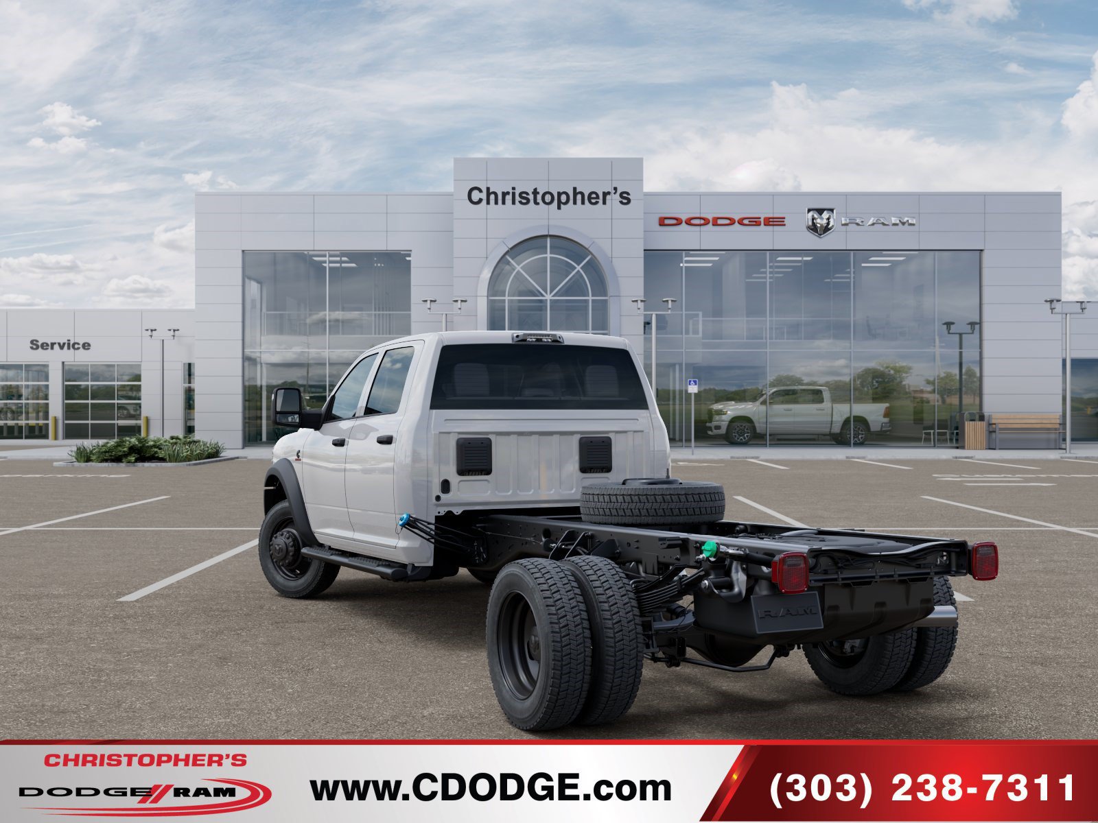 New 2026 RAM 5500 Tradesman AWD/4WD image 3