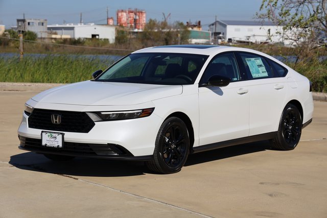 New 2025 Honda Accord SE image 3