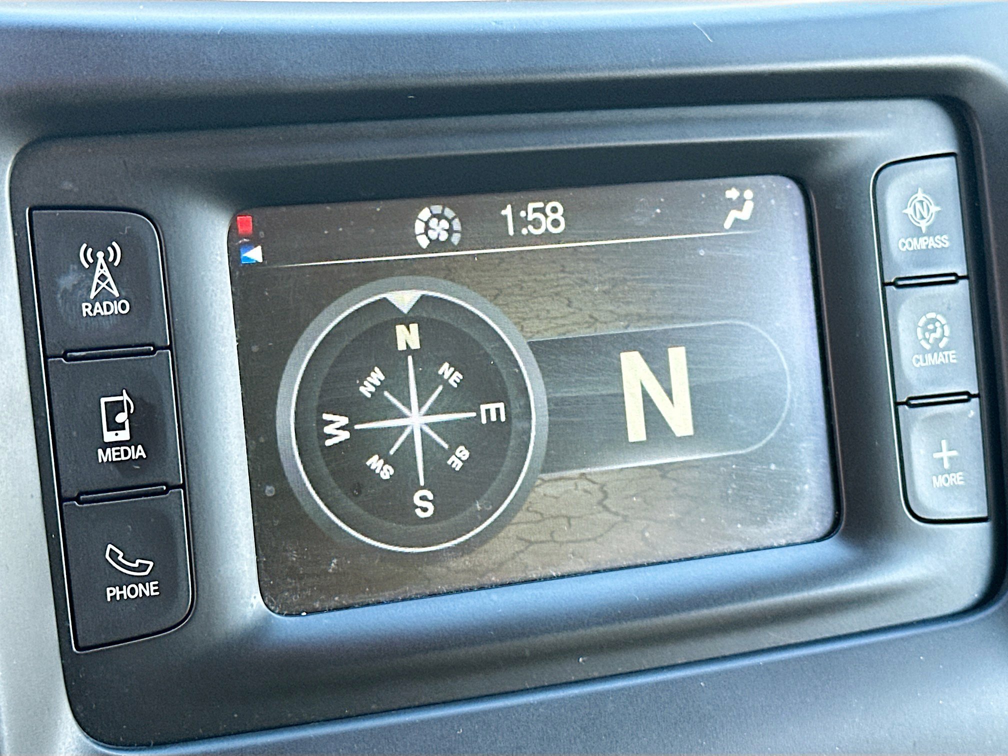 Used 2017 Jeep Cherokee Latitude image 14