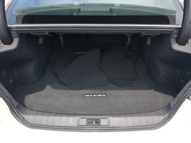 Used 2023 Nissan Maxima SV w/ Floor Mat Group FWD image 11