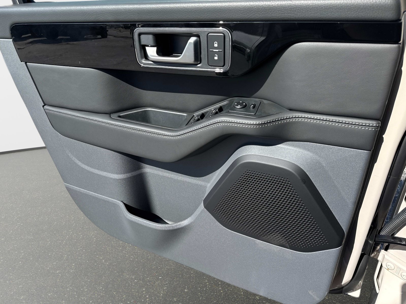 New 2025 INEOS Grenadier AWD/4WD image 19