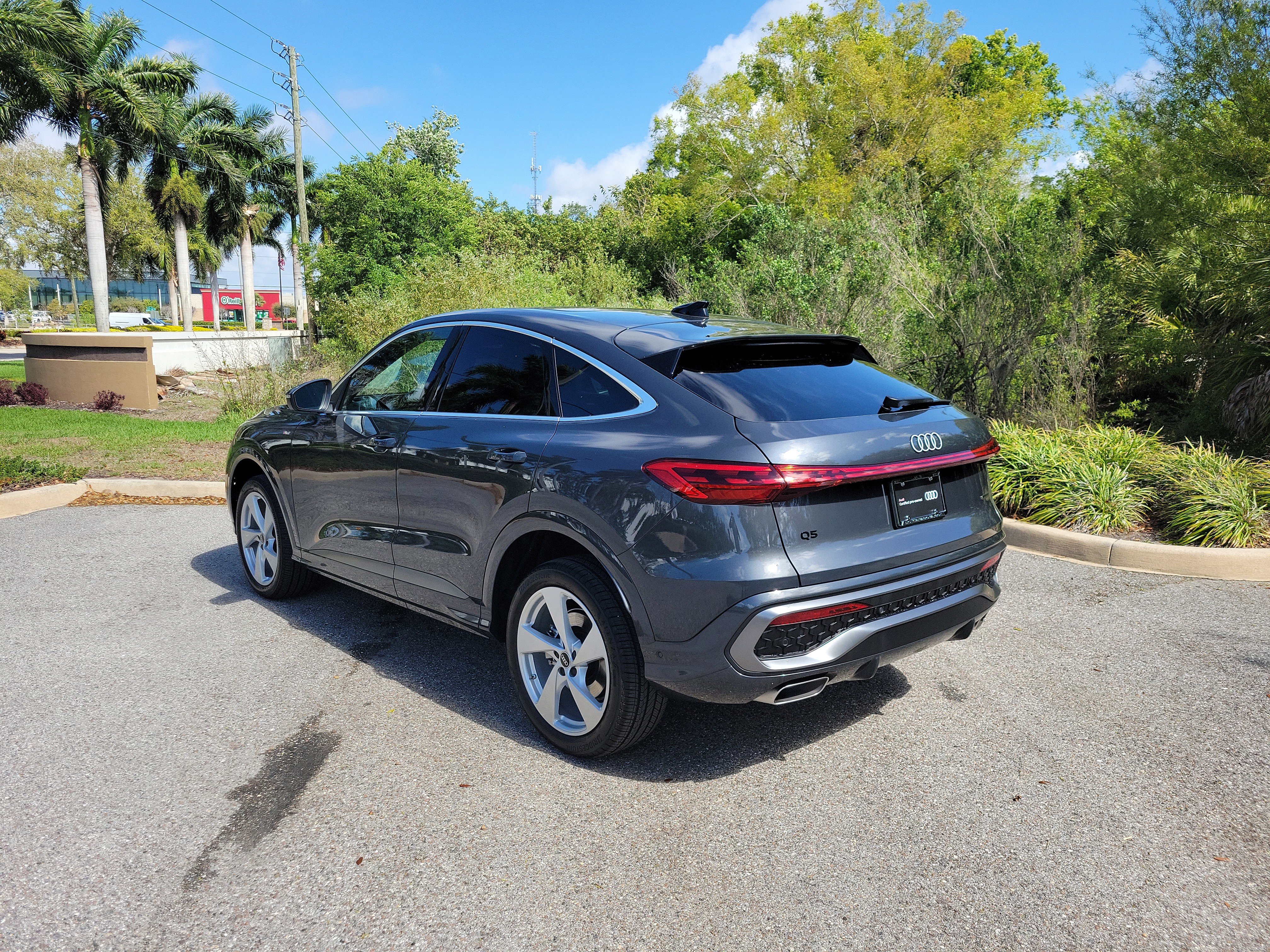 Certified 2025 Audi Q5 Premium Plus w/ Premium Plus image 7