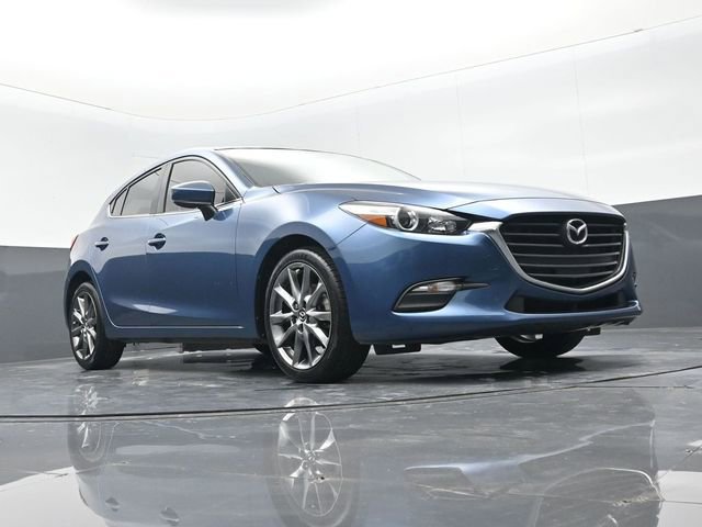 Used 2018 MAZDA MAZDA3 Touring image 17