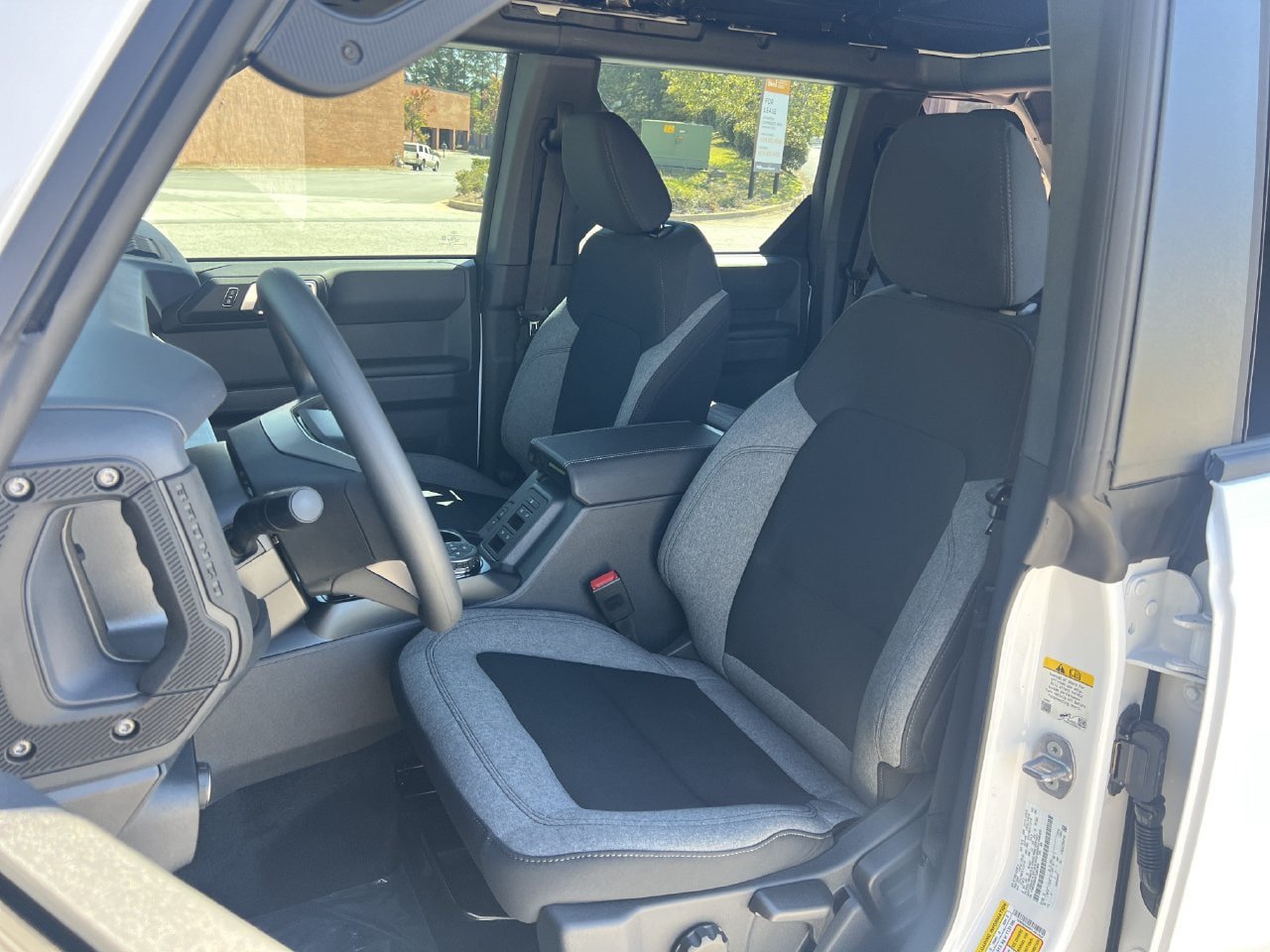 New 2026 Ford Bronco 4-Door w/ Sasquatch Package AWD/4WD image 13