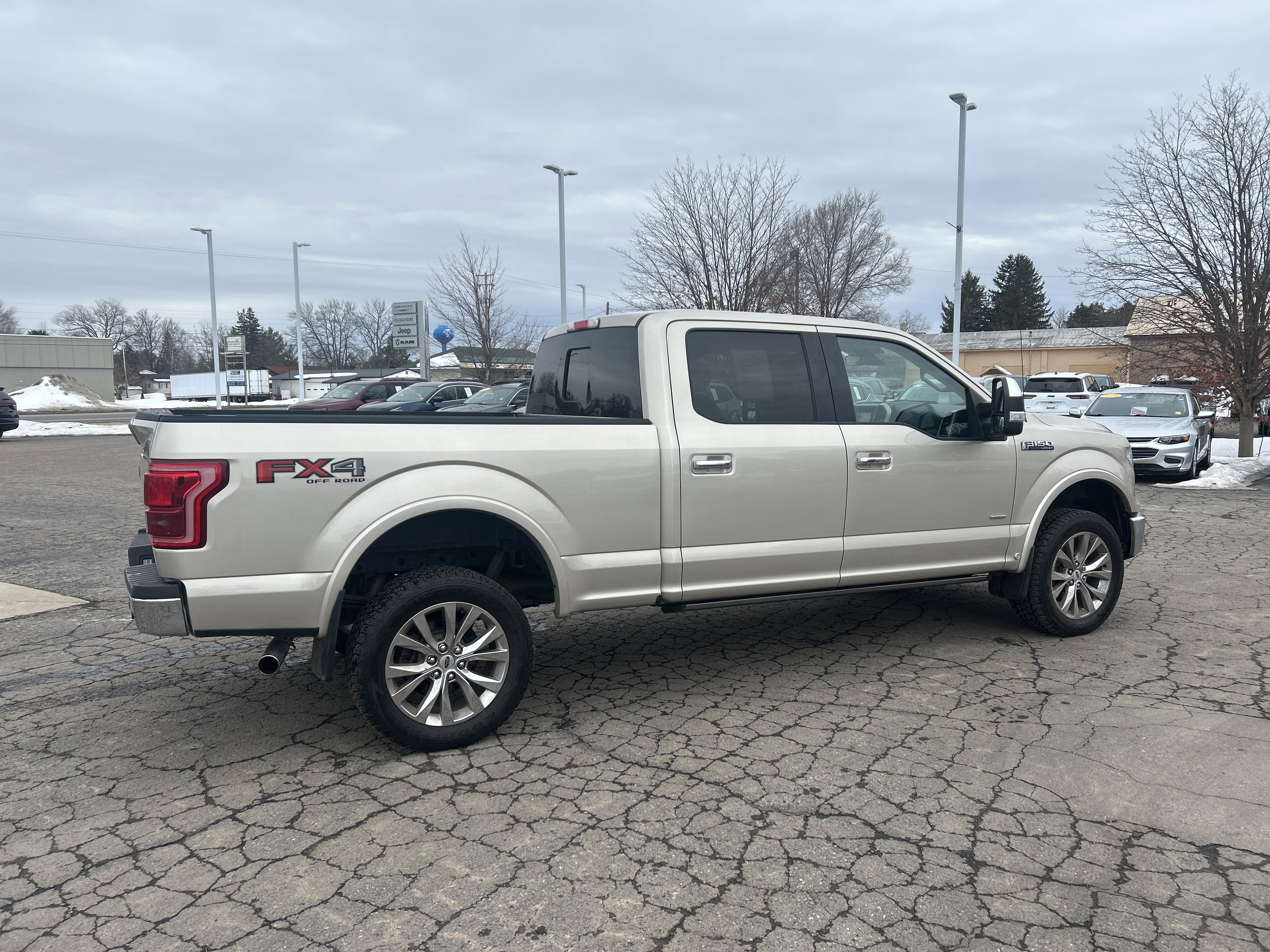 Used 2017 Ford F150 Lariat w/ Equipment Group 502A Luxury image 3
