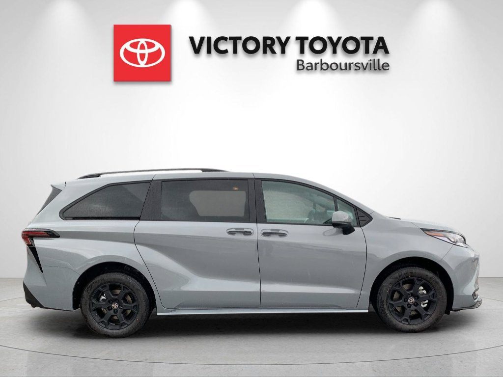 New 2026 Toyota Sienna XLE Woodland Edition AWD/4WD image 6