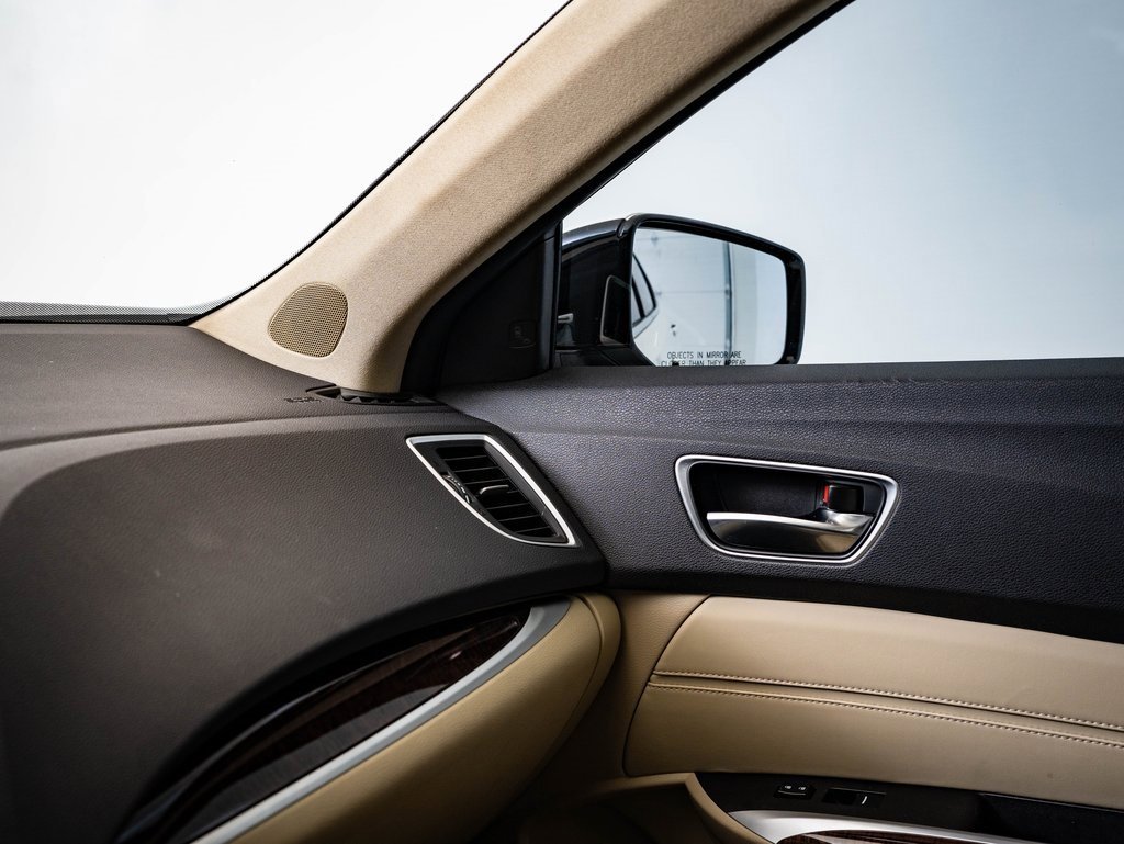 Certified 2018 Acura TLX w/ Technology Package image 32