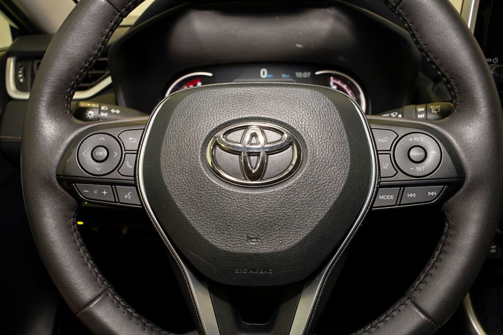 Used 2025 Toyota RAV4 XLE w/ Weather Package image 18