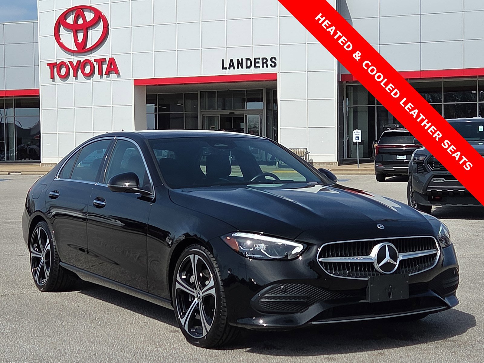 Used 2025 Mercedes-Benz C 300 Sedan image 1