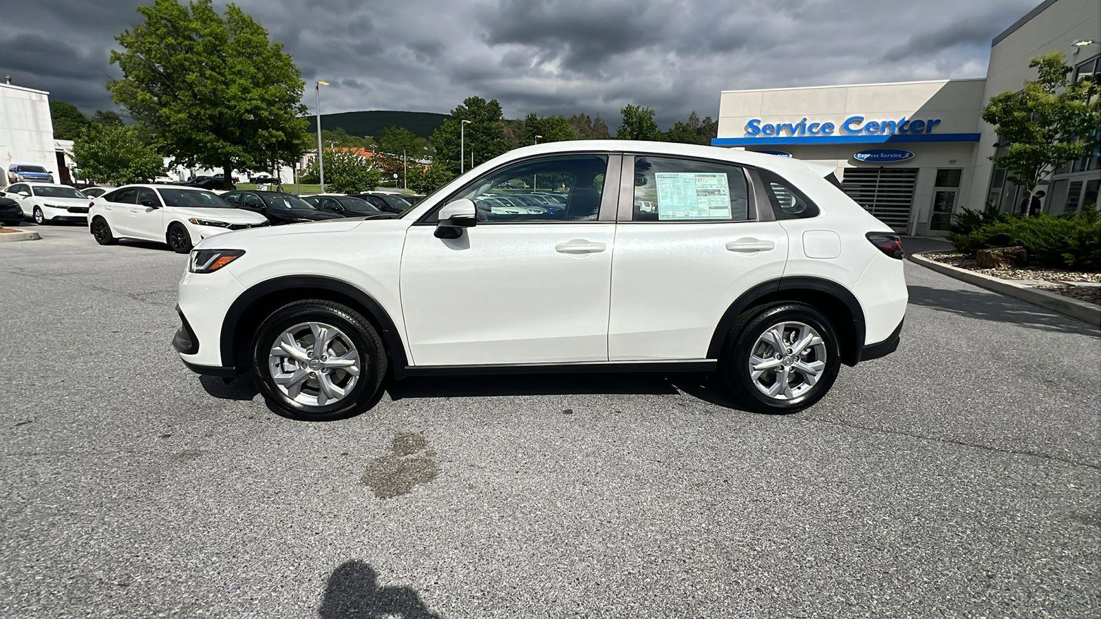 New 2025 Honda HR-V LX image 7