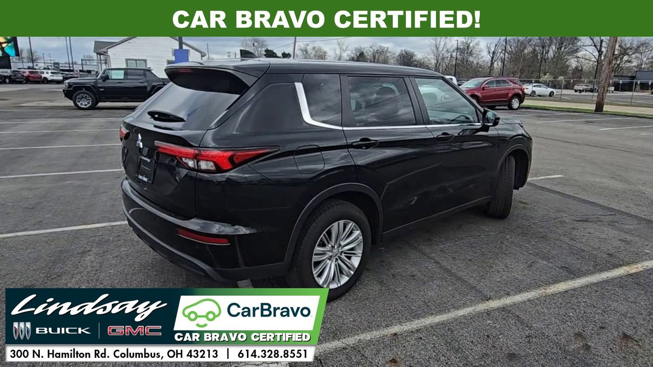 Used 2023 Mitsubishi Outlander ES image 8