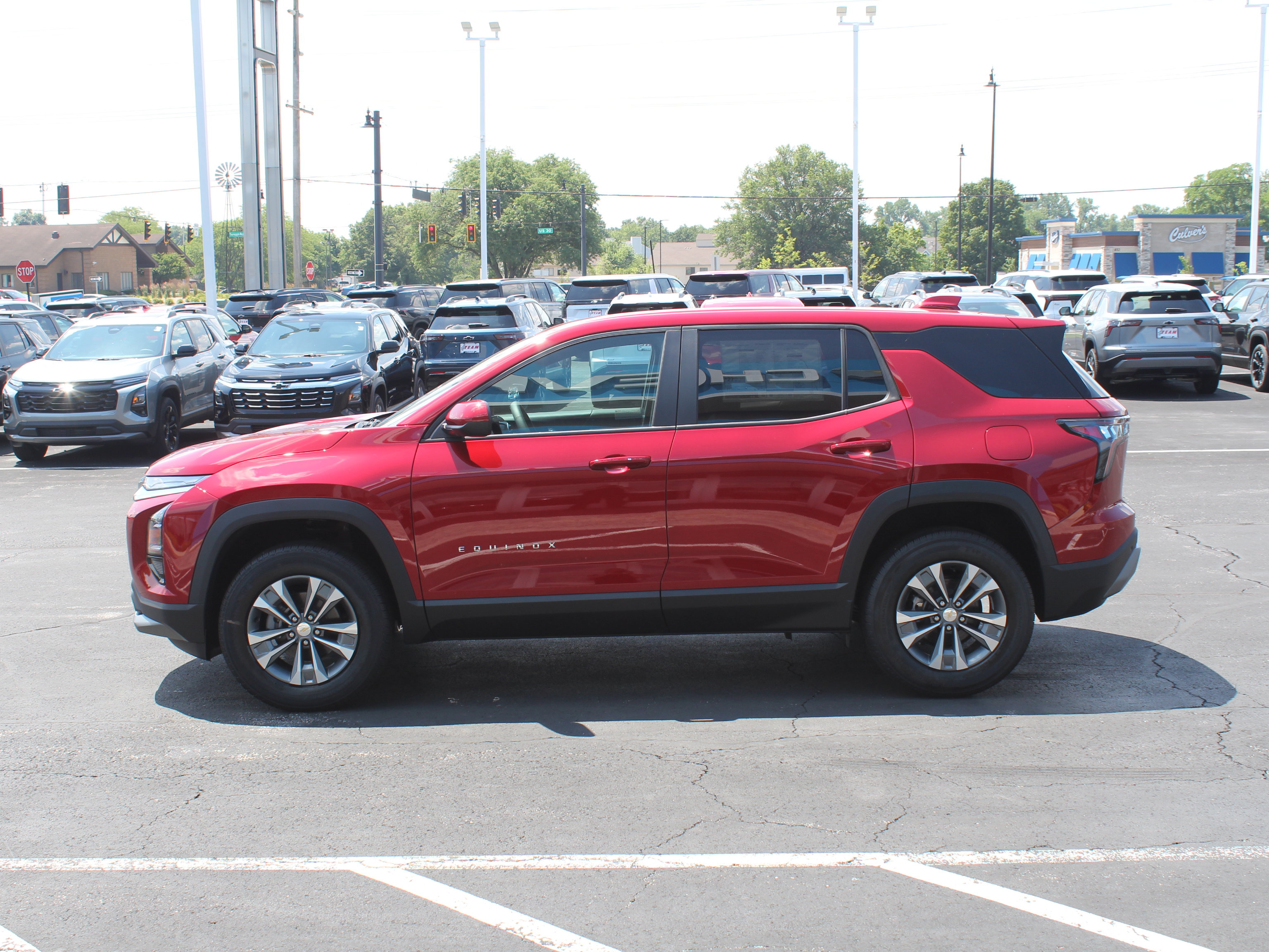 New 2027 Chevrolet Equinox LT FWD image 6