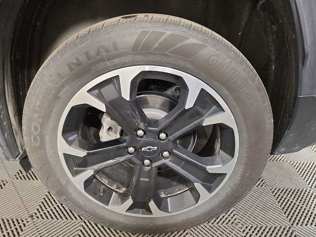 Used 2025 Chevrolet Equinox LT w/ Convenience Package II AWD/4WD image 12