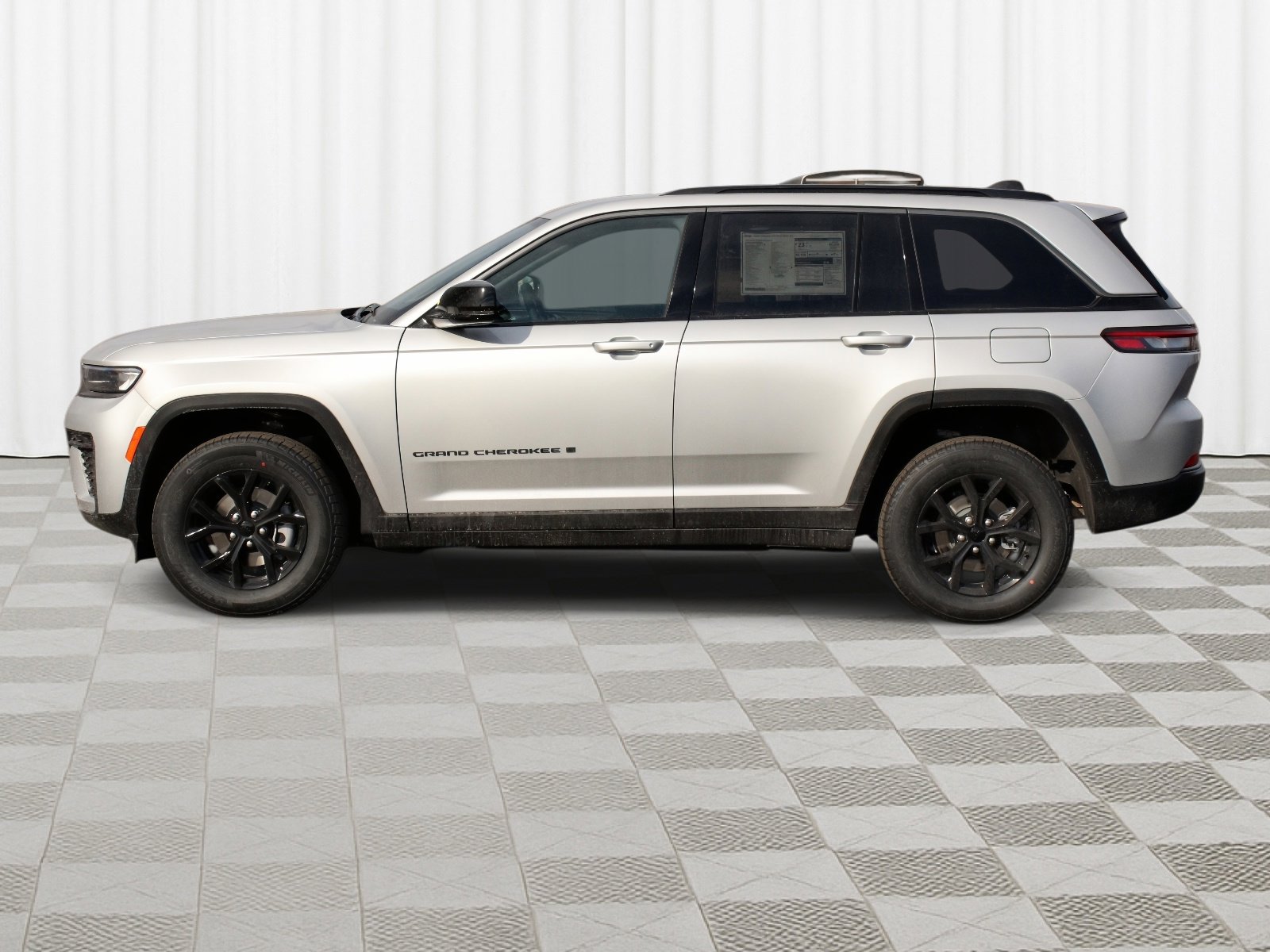 New 2026 Jeep Grand Cherokee Altitude image 36