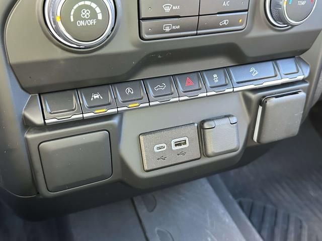 Certified 2024 Chevrolet Silverado 1500 Custom Trail Boss w/ LPO, Dark Essentials Package AWD/4WD image 22