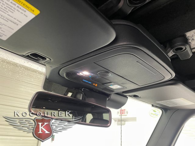 New 2025 Ford Bronco Outer Banks w/ Sasquatch Package image 18