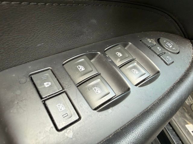 Used 2019 Cadillac Escalade Luxury AWD/4WD image 9