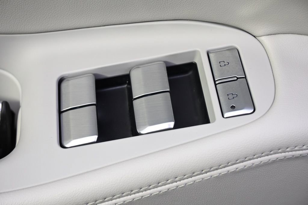 New 2026 Lincoln Navigator Reserve AWD/4WD image 24