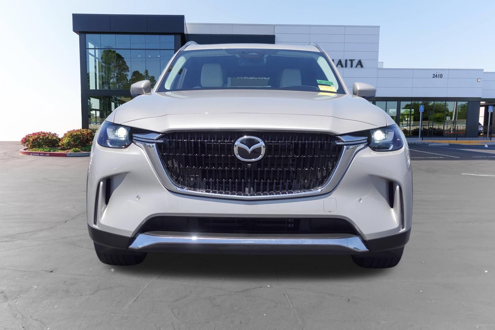 Certified 2024 MAZDA CX-90 Plug-In Hybrid w/ Premium Plus AWD/4WD image 10