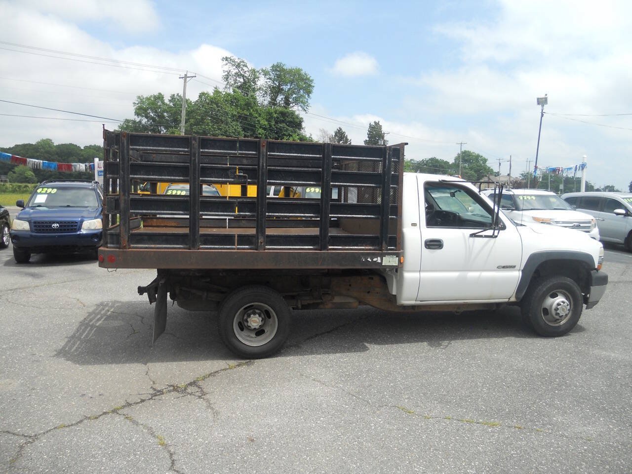 Used 2002 Chevrolet Silverado 3500 2WD Regular Cab image 12