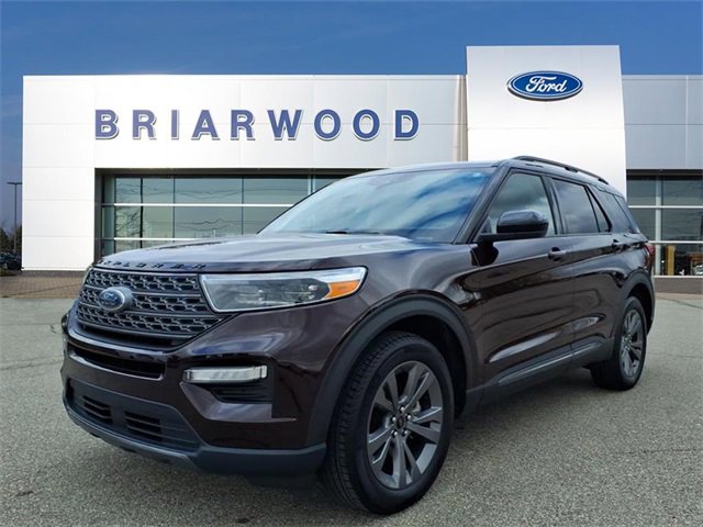 Certified 2022 Ford Explorer XLT w/ Equipment Group 202A