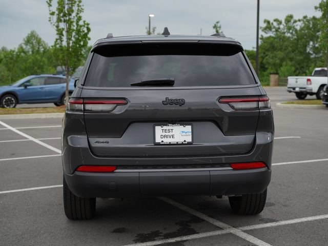 New 2026 Jeep Grand Cherokee L Limited w/ Limited Altitude Package AWD/4WD image 6