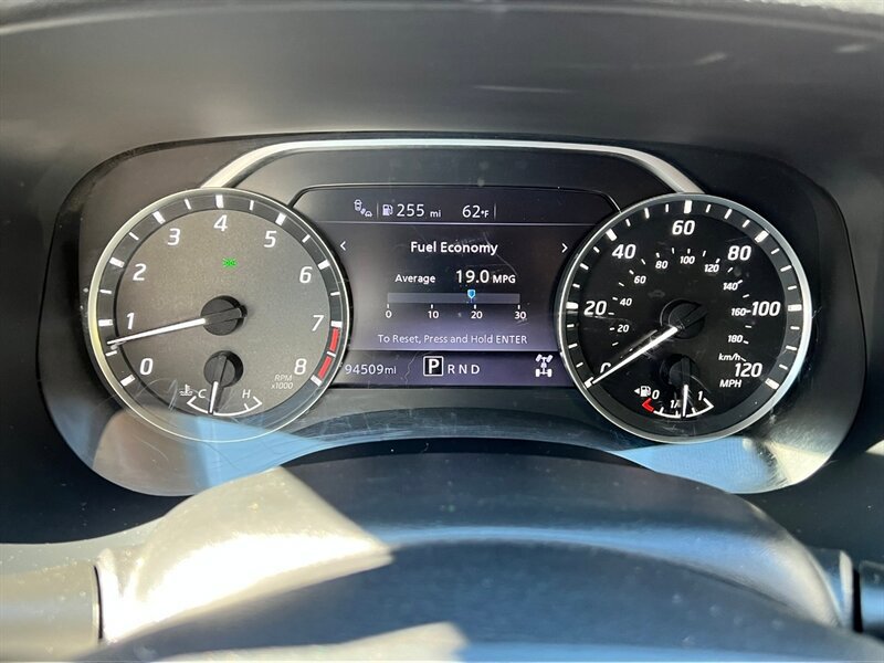 Used 2022 Nissan Frontier SV w/ Graphics Package AWD/4WD image 26