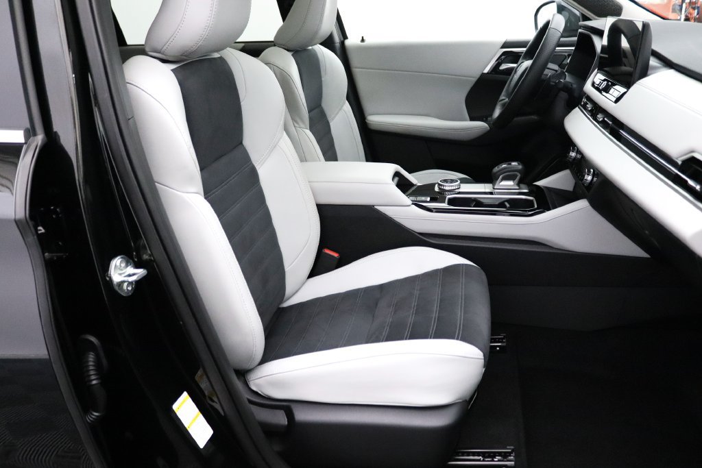 Used 2026 Mitsubishi Outlander SE AWD/4WD image 19
