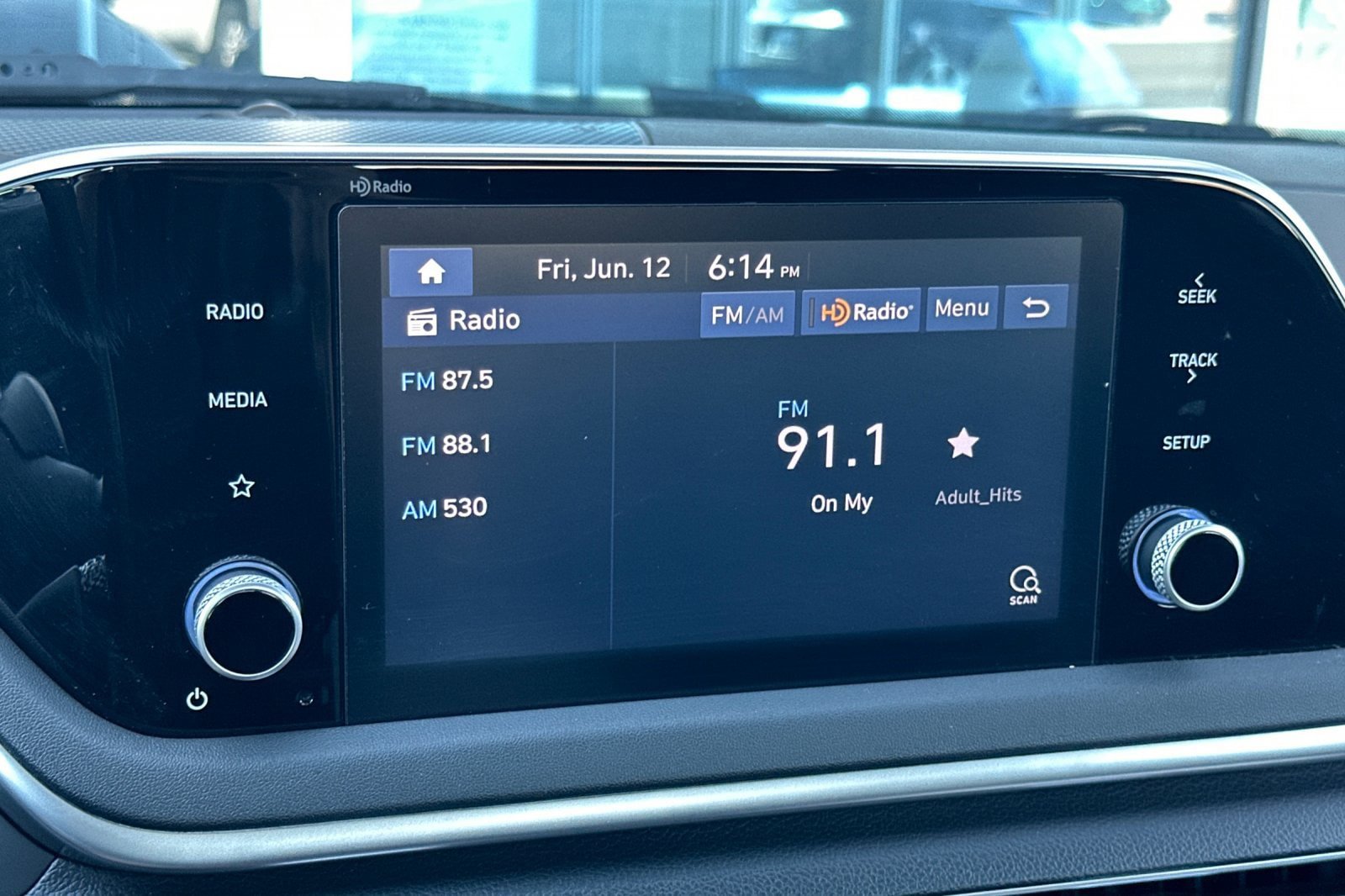 Used 2023 Hyundai Sonata SE FWD image 17