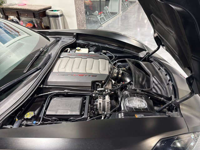 Used 2017 Chevrolet Corvette Grand Sport w/ Carbon Flash Badge Package RWD image 17