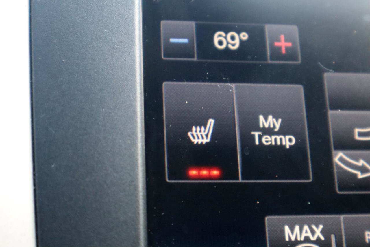 Used 2016 Ford Fusion SE w/ Equipment Group 202A image 71