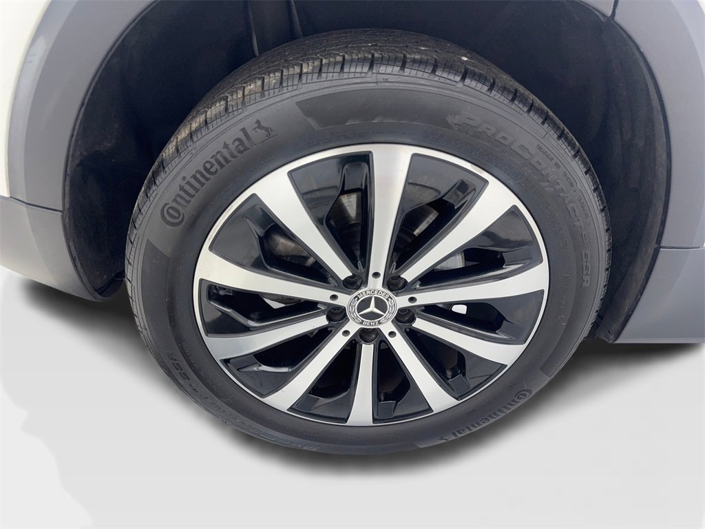 Used 2022 Mercedes-Benz GLB 250 w/ Premium Package Lite image 77