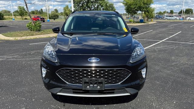 Used 2021 Ford Escape Titanium image 10
