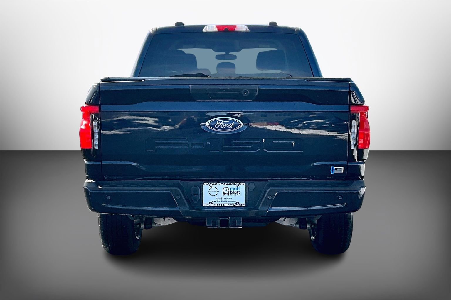 Used 2022 Ford F150 Lightning XLT w/ Tow Technology Package AWD/4WD image 3
