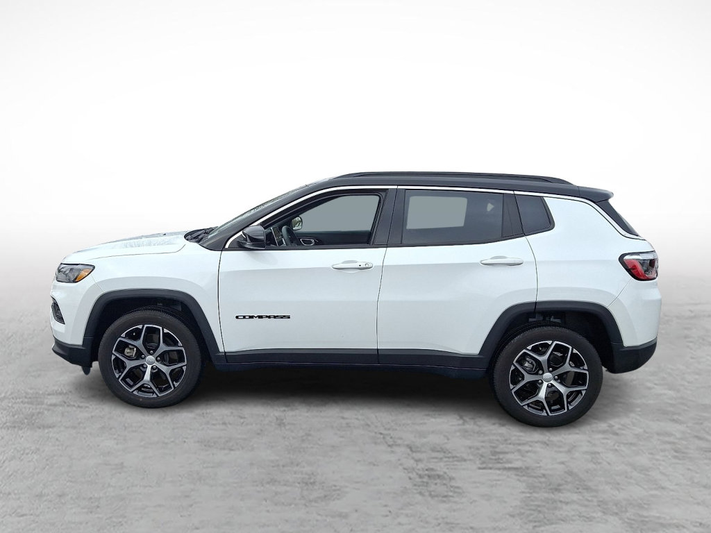 Used 2024 Jeep Compass Limited image 2