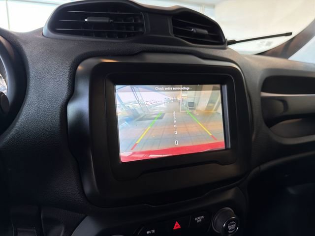 Used 2019 Jeep Renegade Latitude image 23