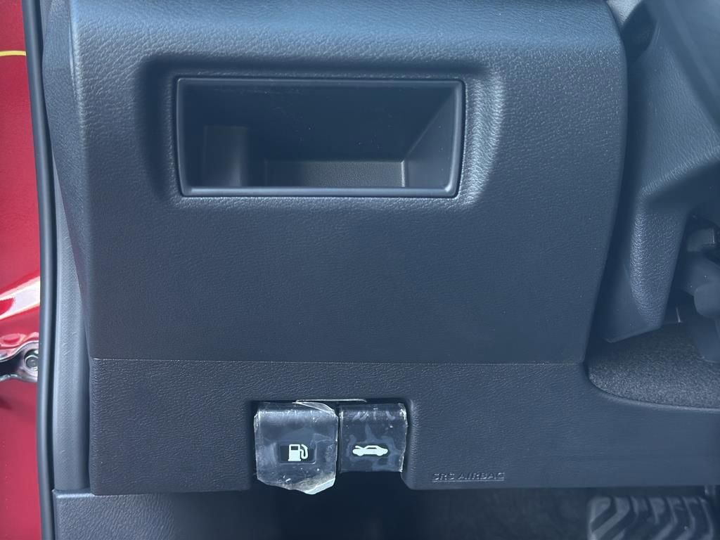 New 2025 Nissan Versa SV image 21