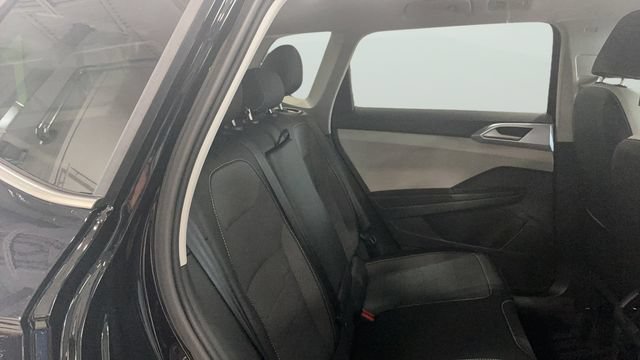 New 2026 Volkswagen Taos SE AWD/4WD image 15