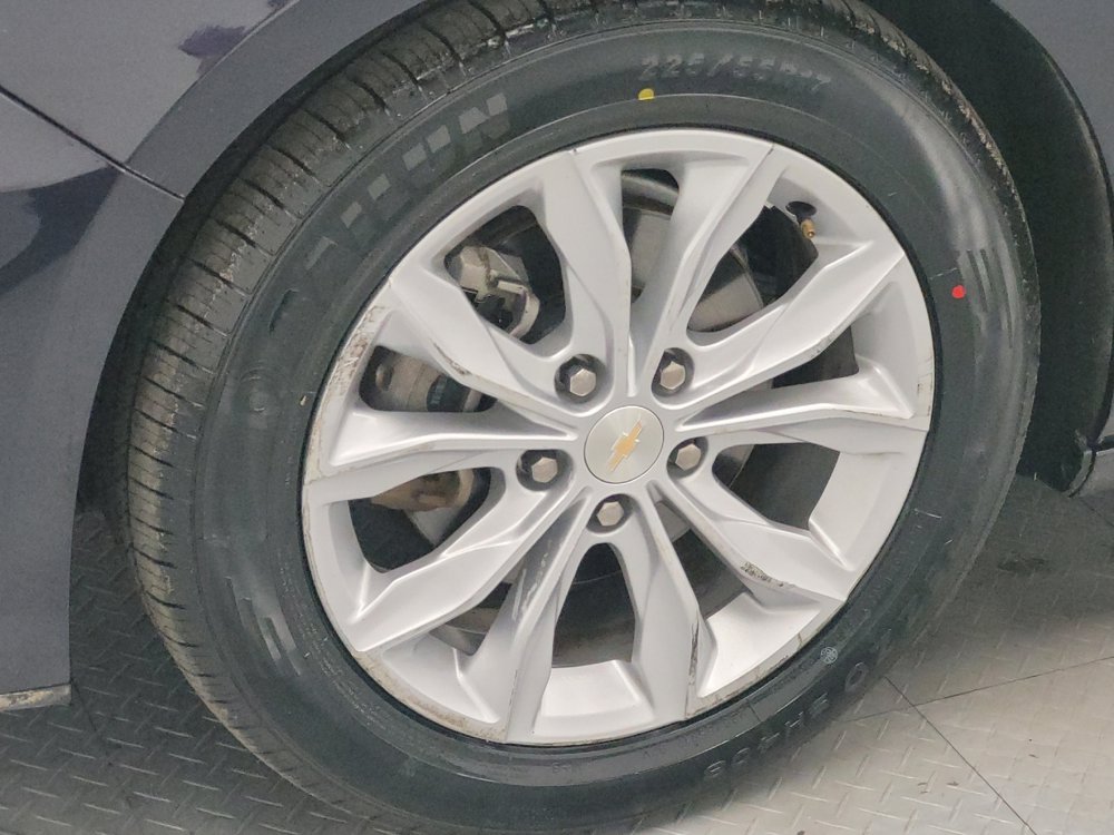 Used 2023 Chevrolet Malibu LT image 31