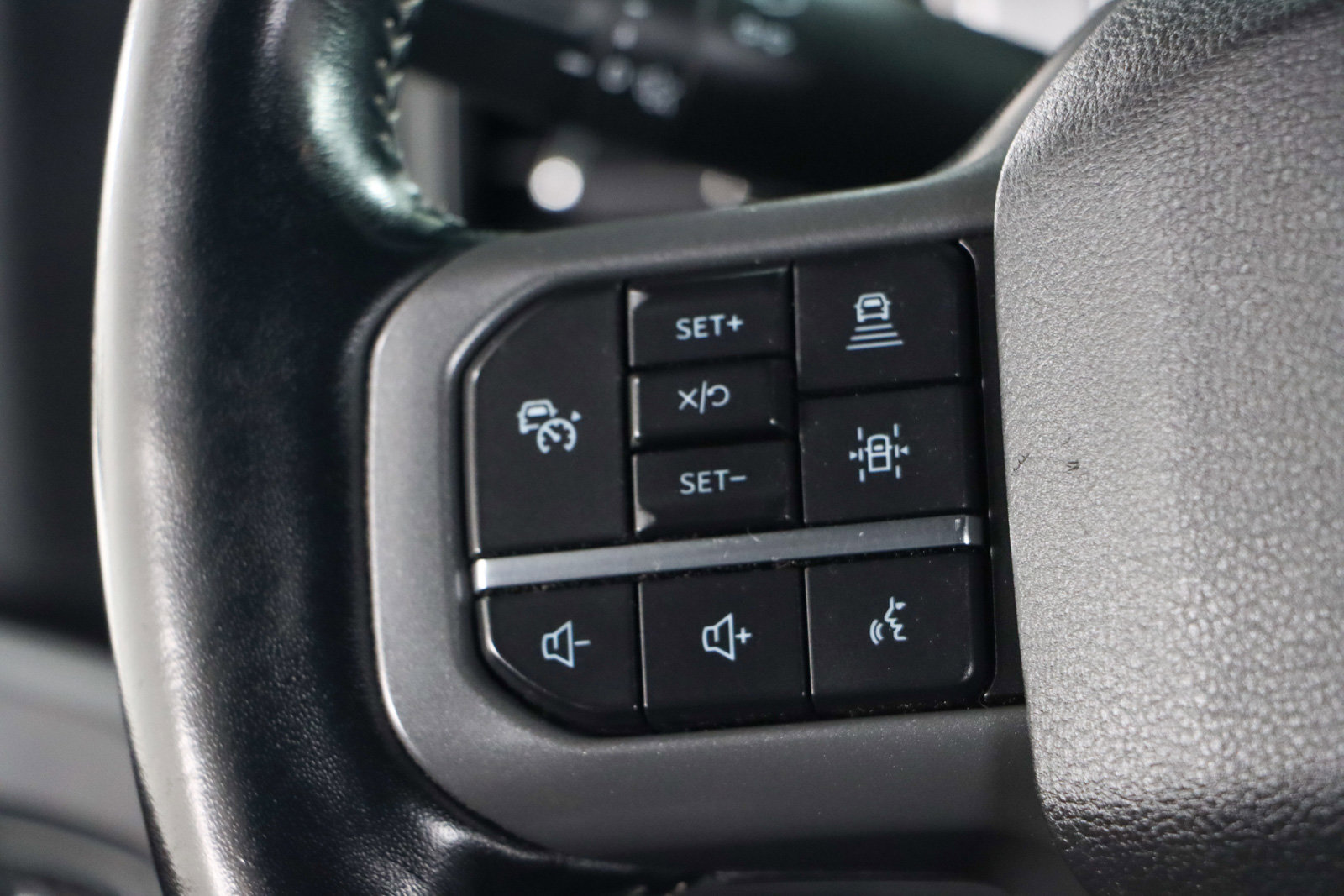 Used 2021 Ford F150 Lariat w/ Equipment Group 502A High image 15