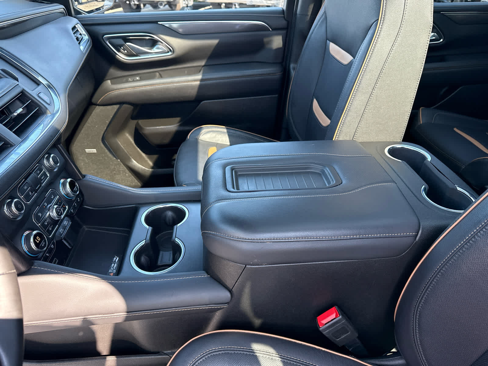 Certified 2023 GMC Yukon AT4 w/ Max Trailering Package AWD/4WD image 21