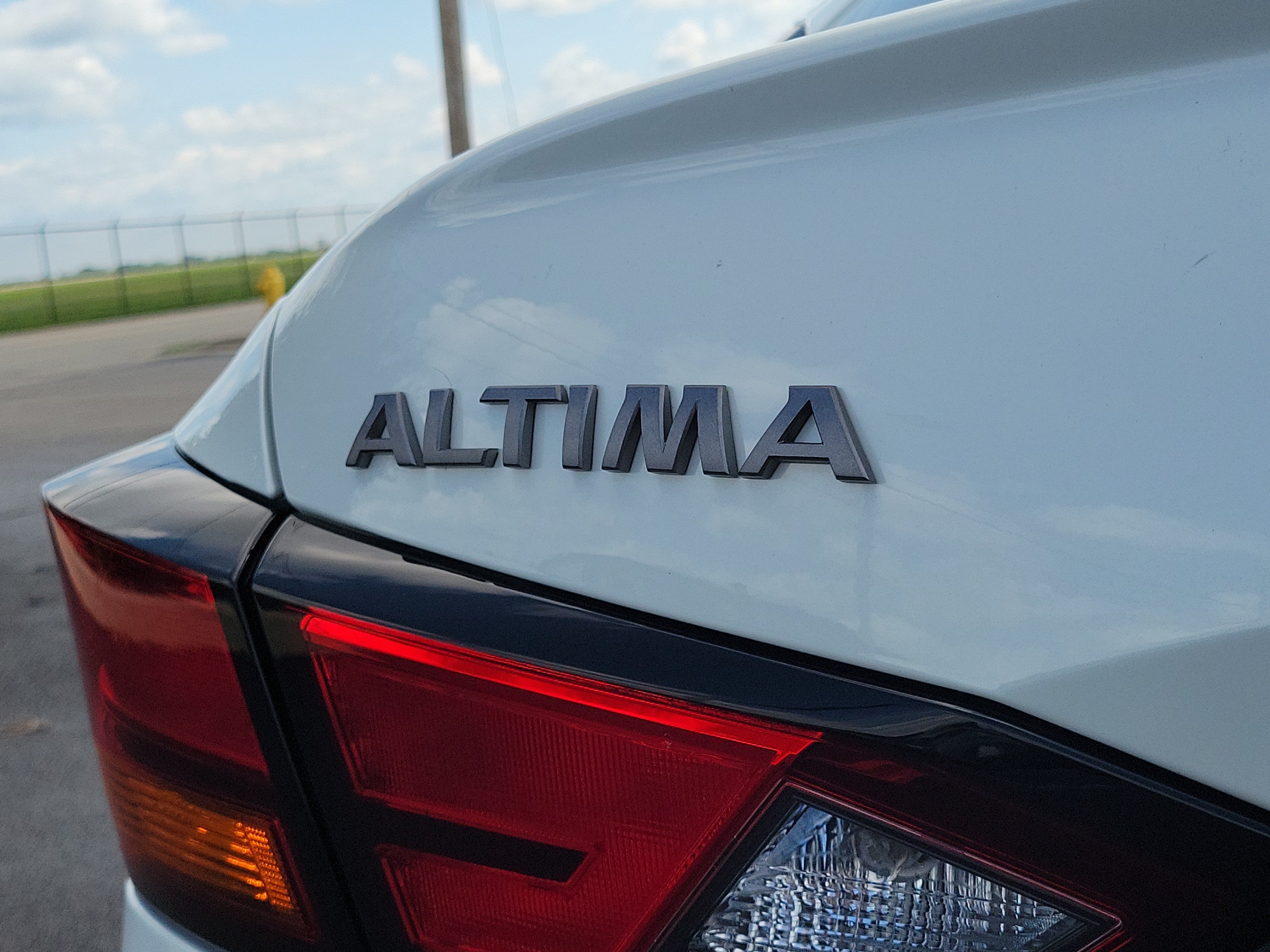Certified 2023 Nissan Altima 2.5 SL FWD image 6