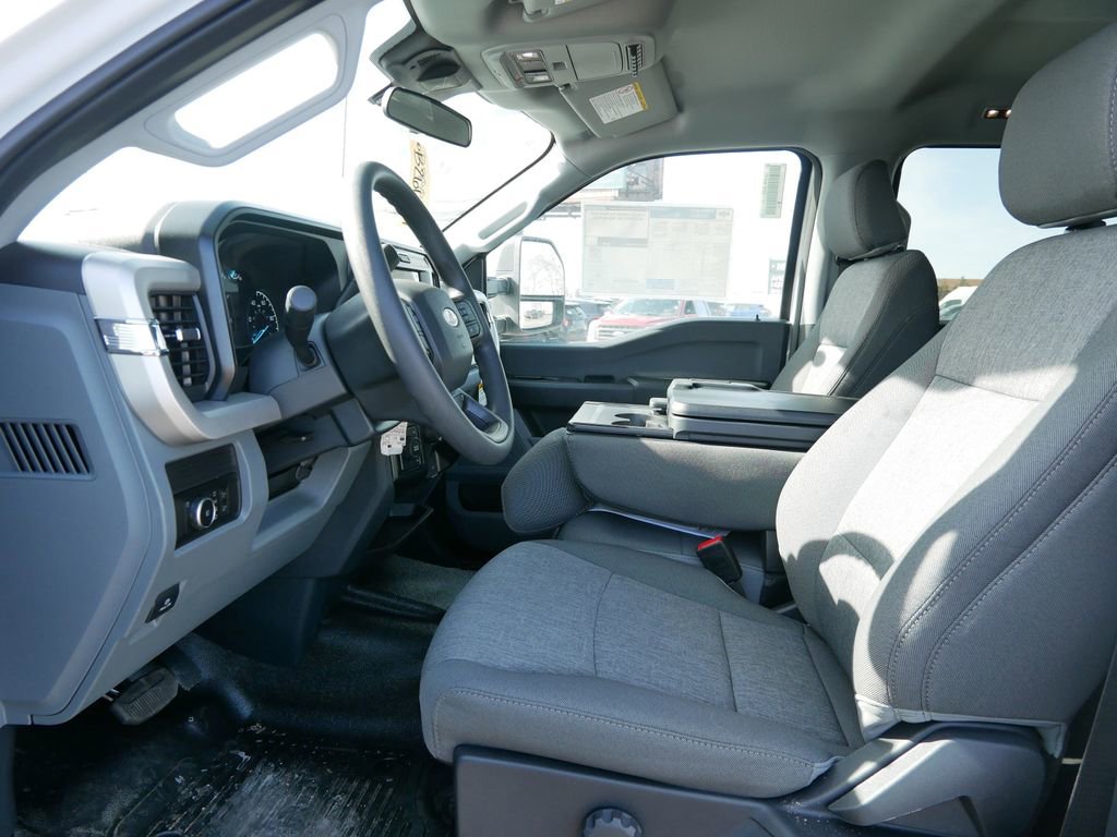 New 2026 Ford F550 4x4 Crew Cab Super Duty image 9