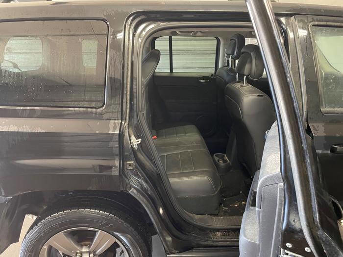 Used 2015 Jeep Patriot High Altitude image 28