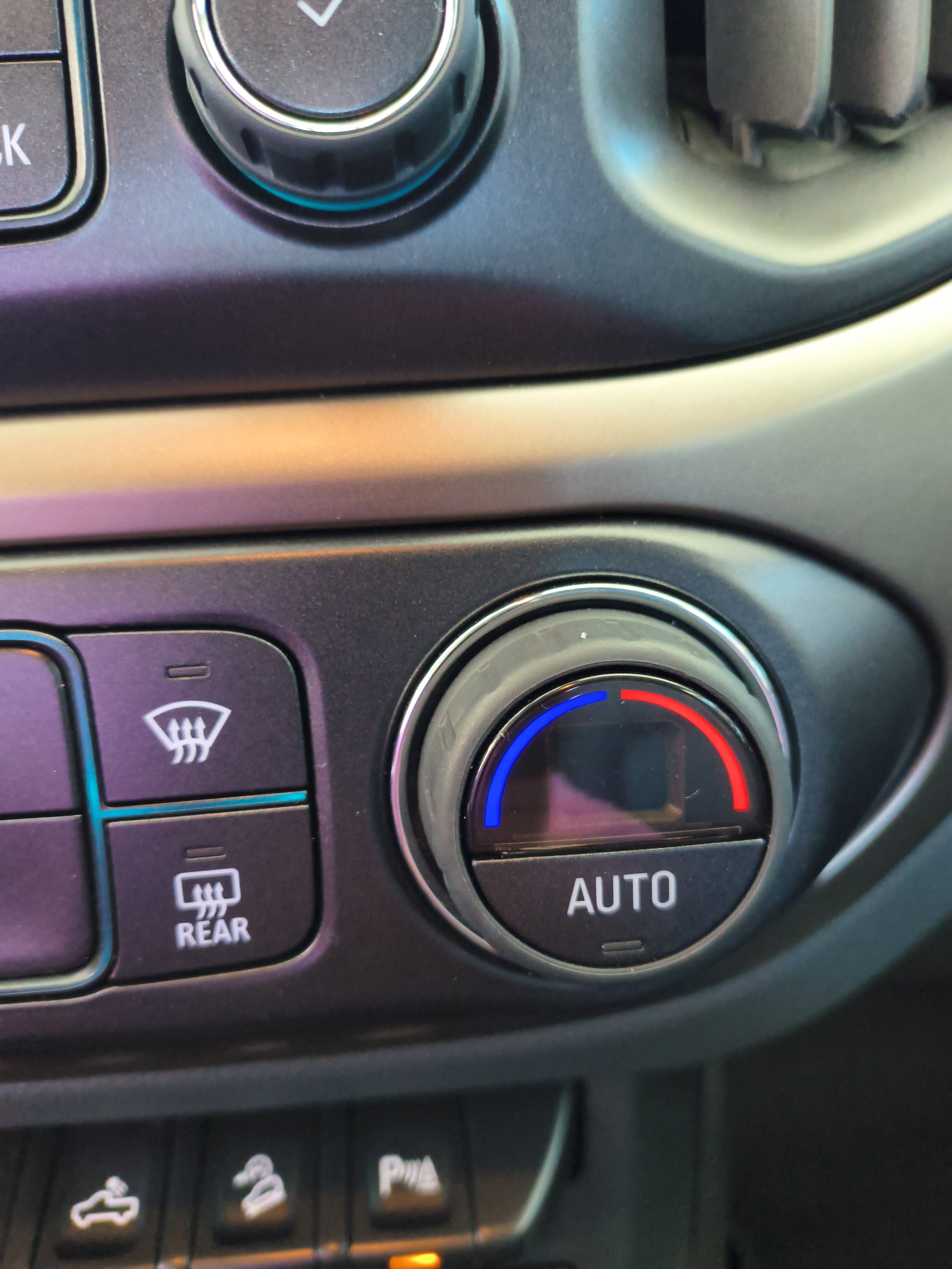 Used 2022 Chevrolet Colorado Z71 image 22