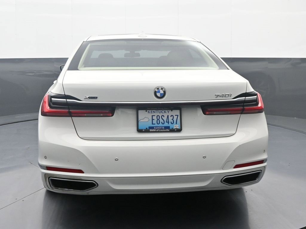 Used 2021 BMW 740i xDrive image 6