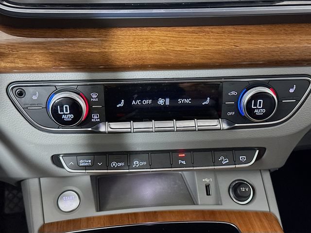 Used 2023 Audi Q5 2.0T Premium w/ Convenience Package AWD/4WD image 24