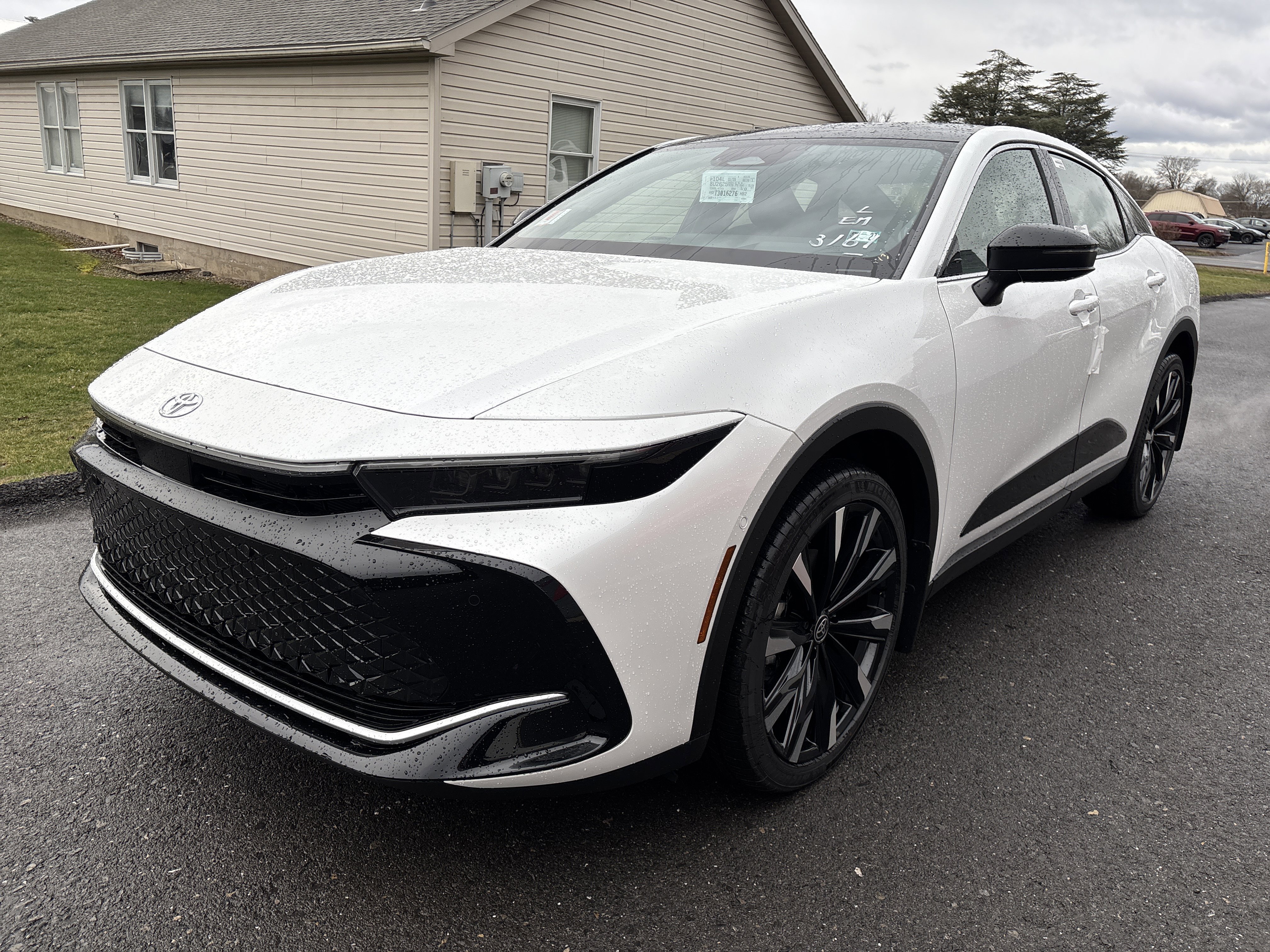 New 2026 Toyota Crown Platinum image 8