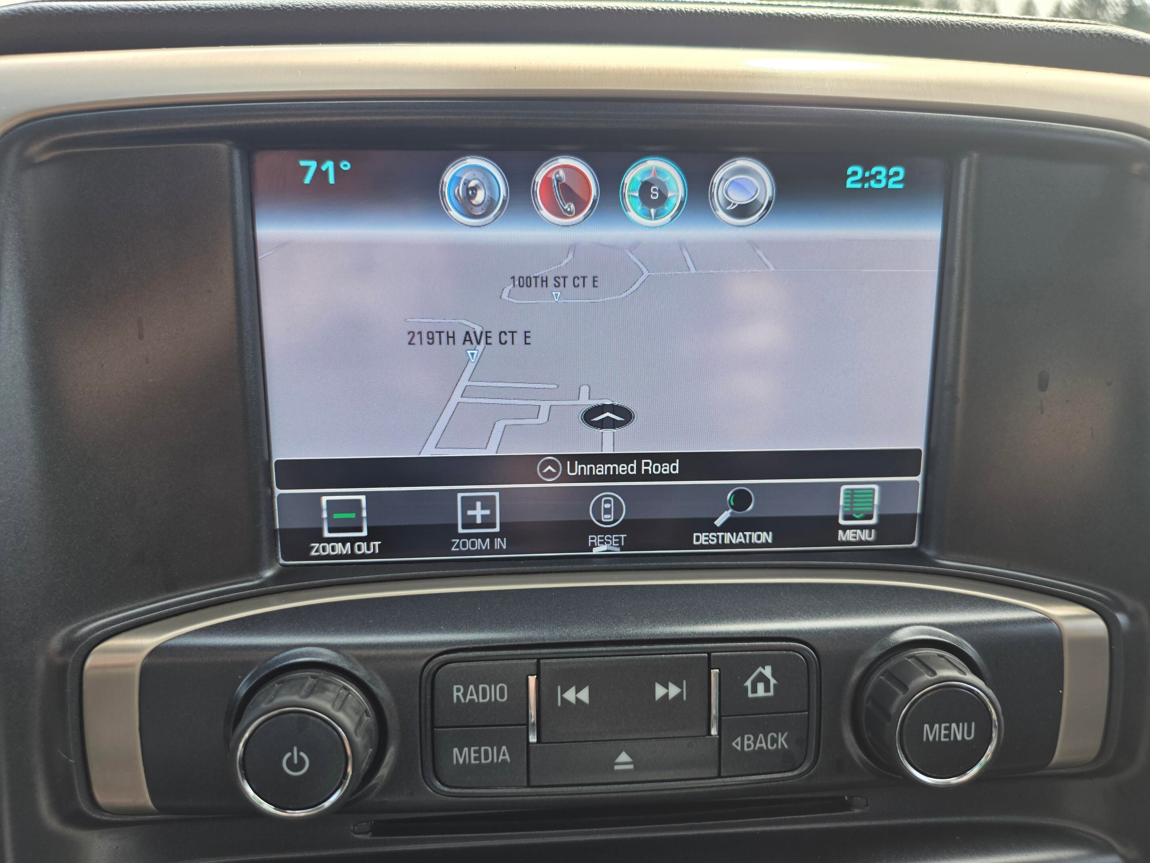 Used 2017 GMC Sierra 2500 Denali w/ Duramax Plus Package AWD/4WD image 14