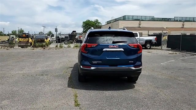 Certified 2020 GMC Terrain SLT w/ Preferred Package image 7